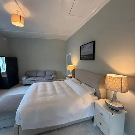 Charming 5 Bed Townhouse Casa vacanze *